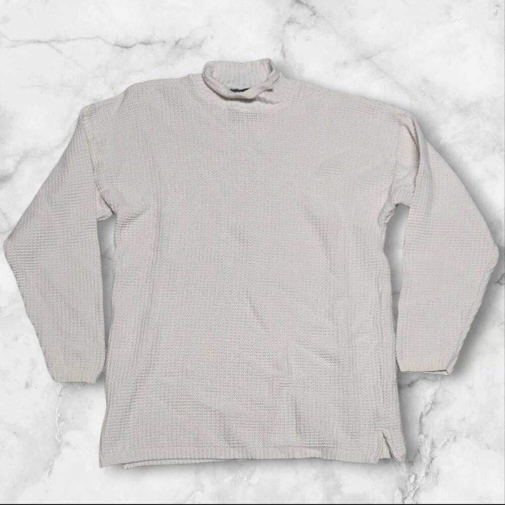 Adventure Apperal XS Cream Sweater